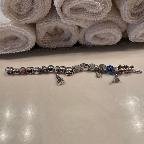 Pandora Mickey and Minnie - Picture 4 of 4